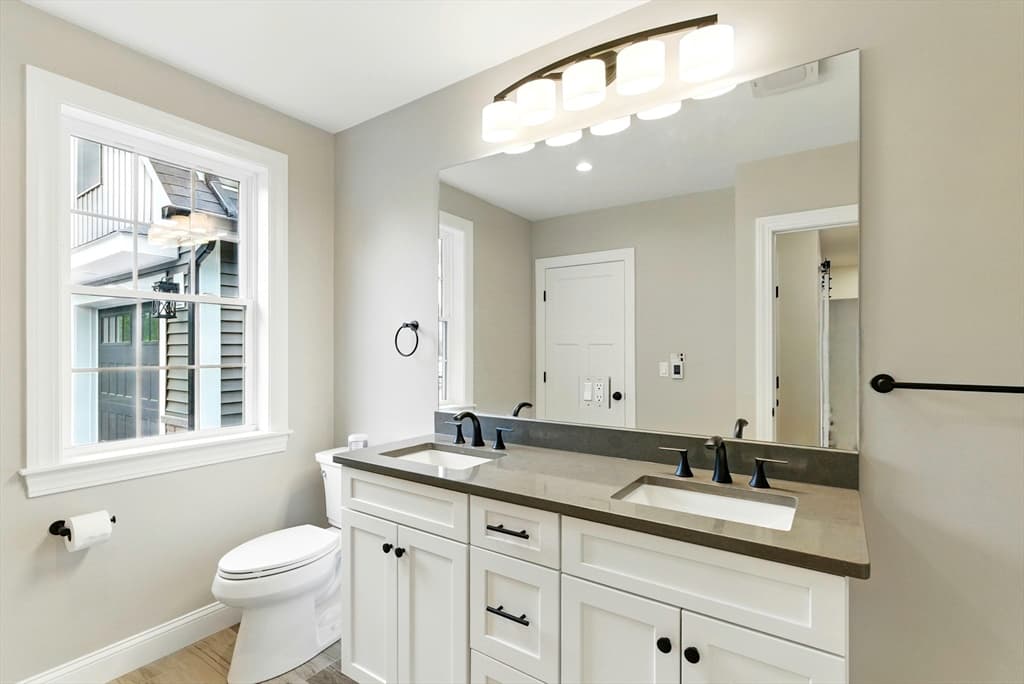 Single Family Residence at 267 F S. Main Street, Hopedale MA 01747, photo 24 of 40