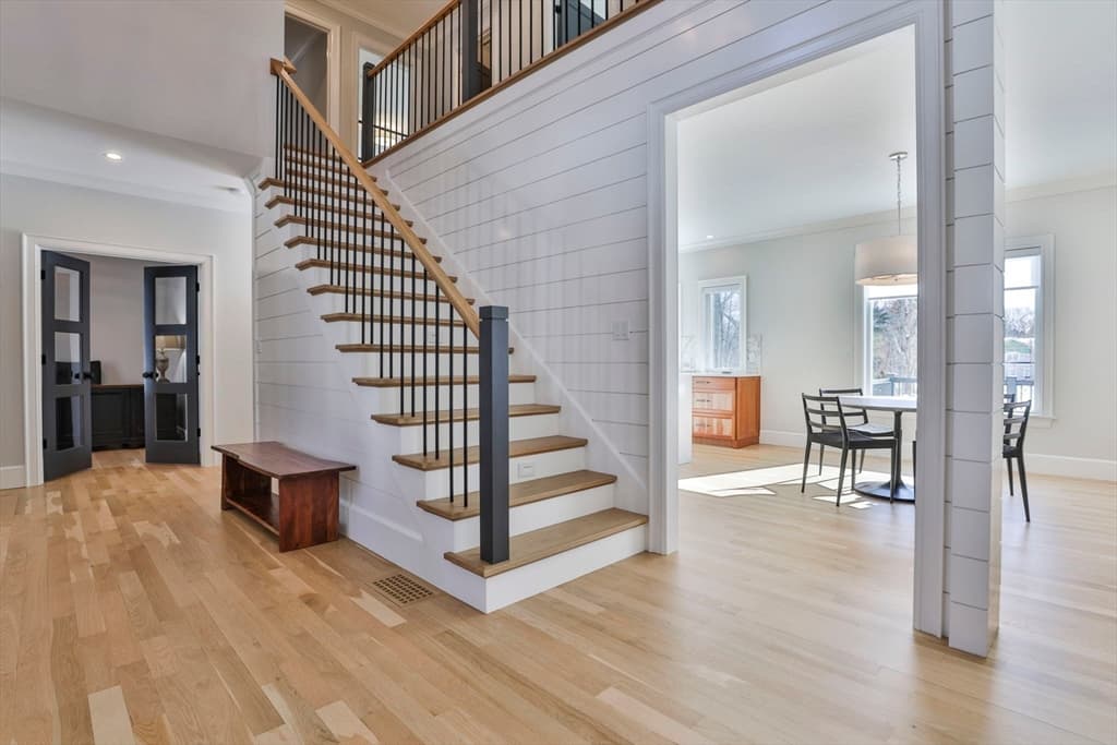 Single Family Residence at 1 Whisper Way, Hopkinton MA 01748, photo 4 of 40