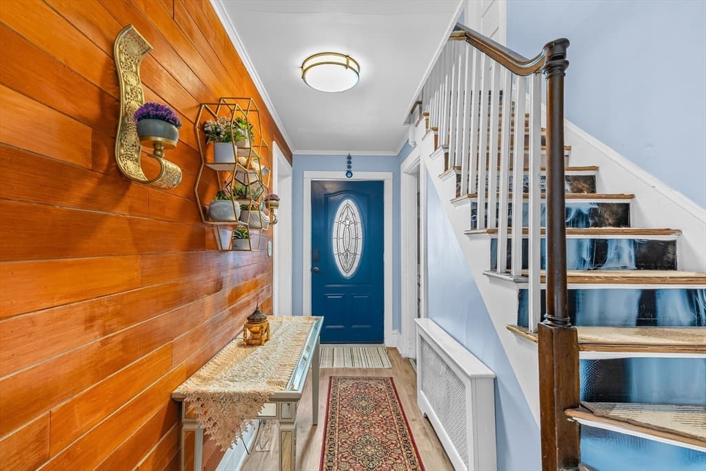 28 Maple Street, Southbridge MA 01550 photo 3