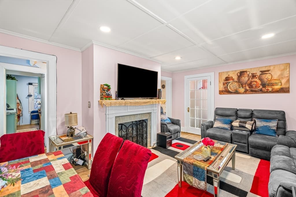 28 Maple Street, Southbridge MA 01550 photo 9
