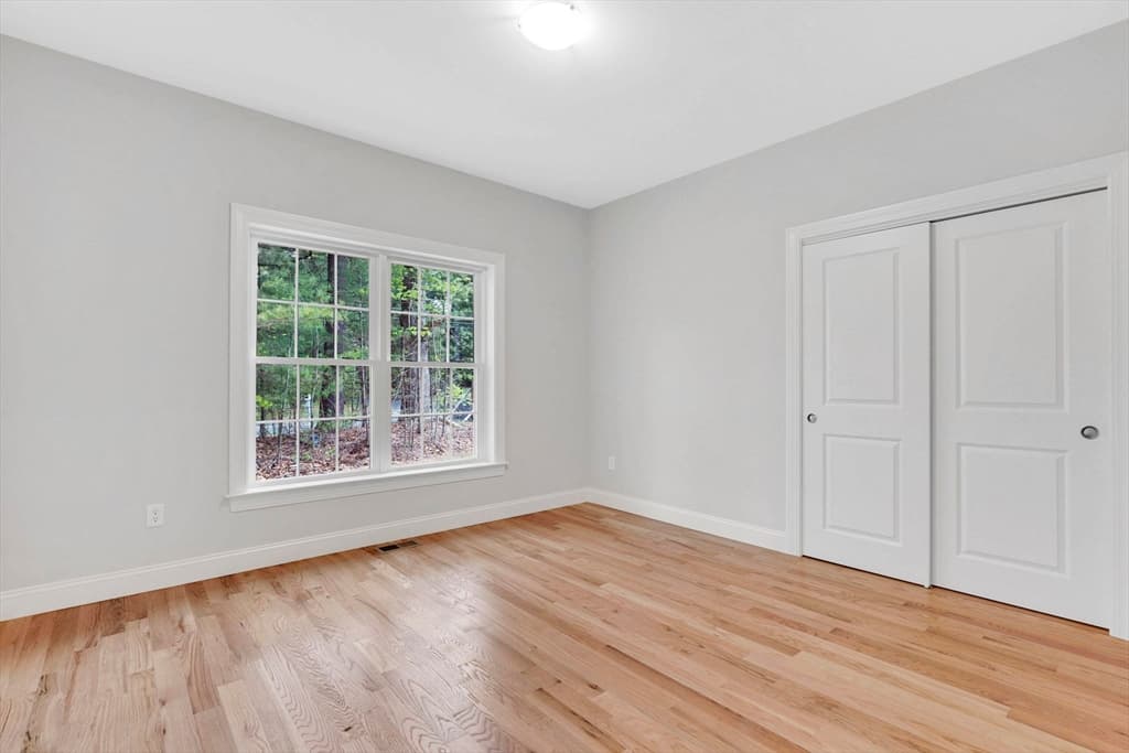 60 Liberty Lane, Enfield CT 06082 photo 24