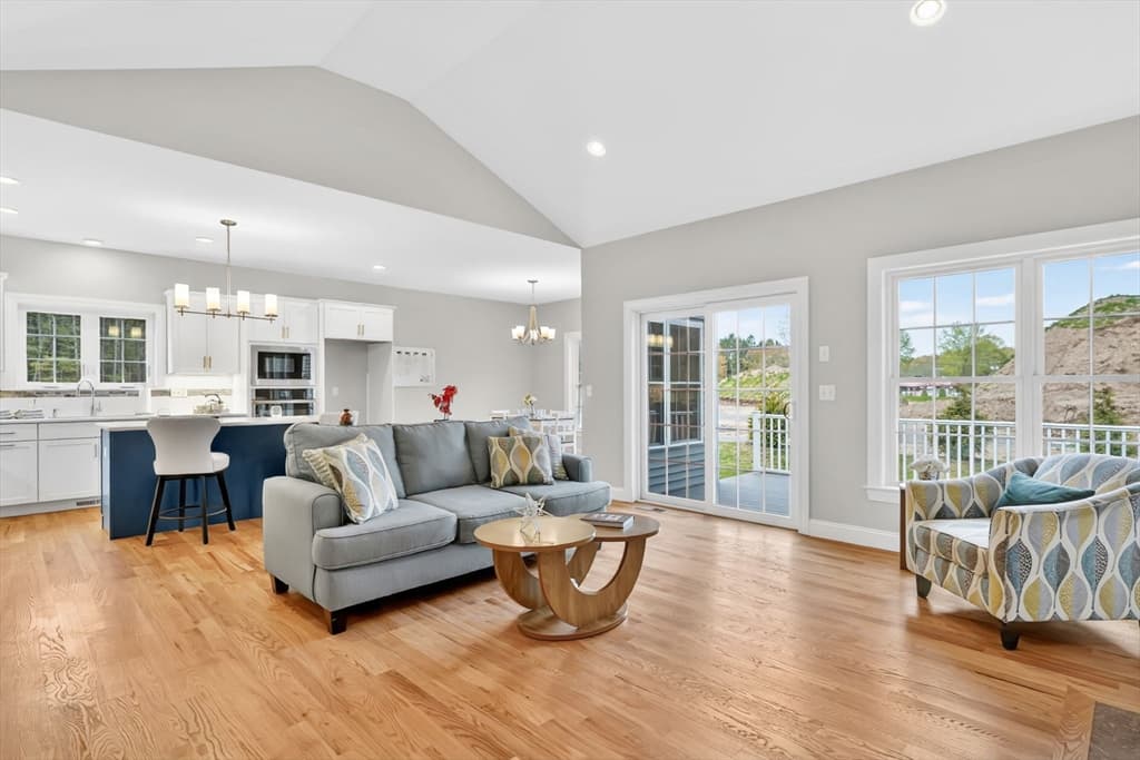 60 Liberty Lane, Enfield CT 06082 photo 10