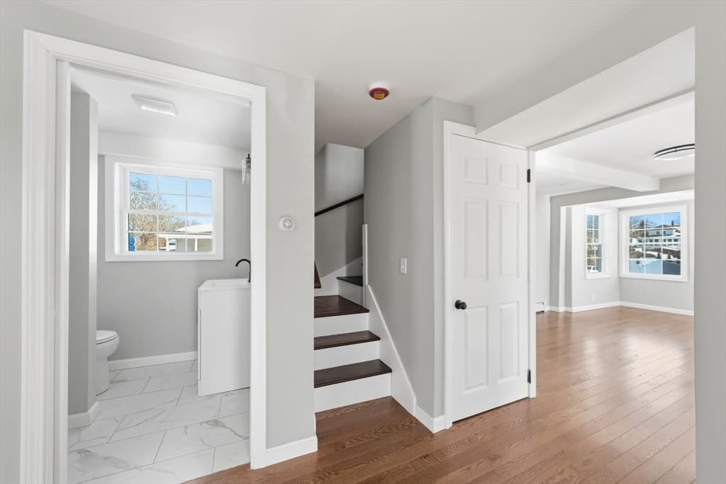 11 Boylston St, Acushnet MA 02743 photo 15
