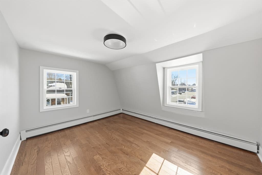 11 Boylston St, Acushnet MA 02743 photo 19