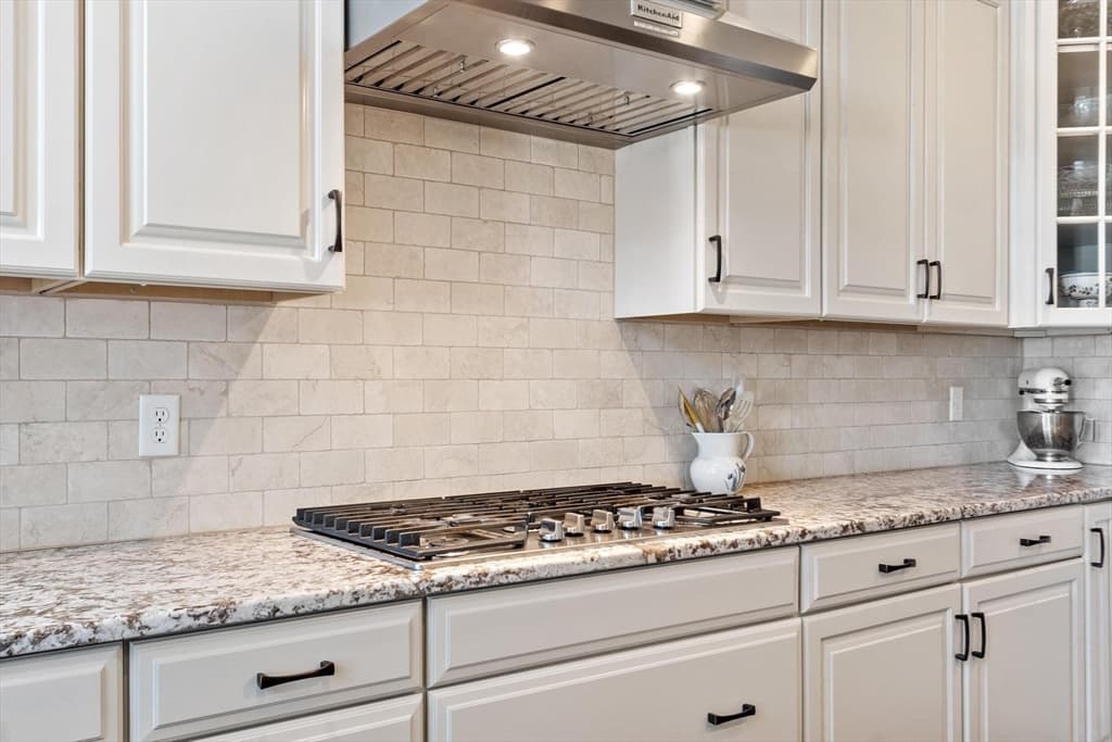 Condominium at 40 Phoebe St # 101, Methuen MA 01844, Methuen, photo 10 of 32