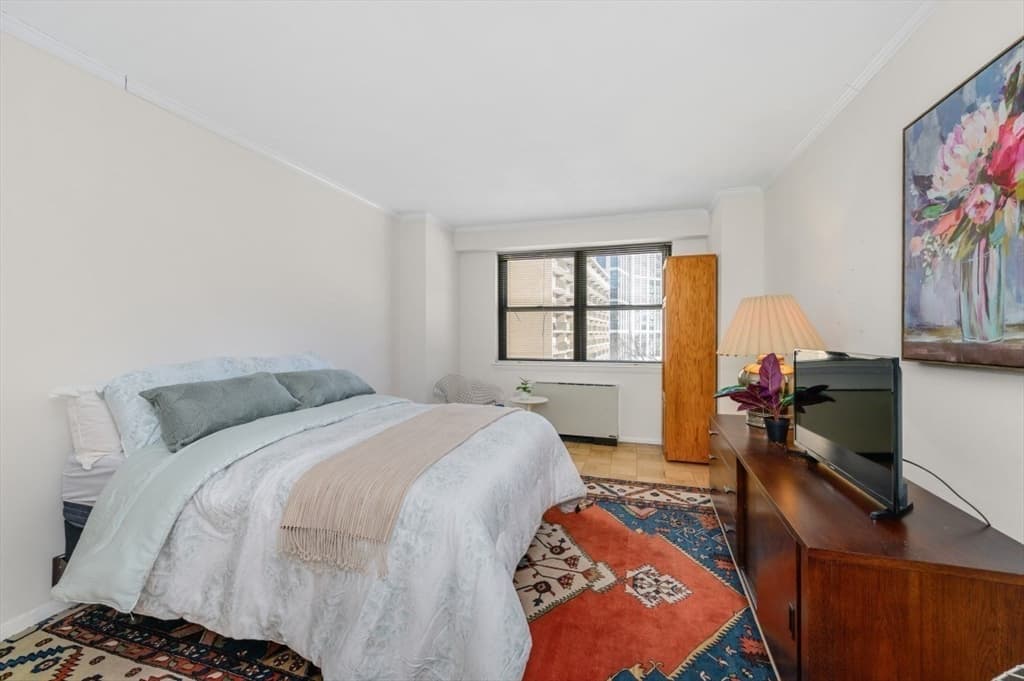 Condominium at 6 Whittier Place # 6H, Boston MA 02114, photo 7 of 14