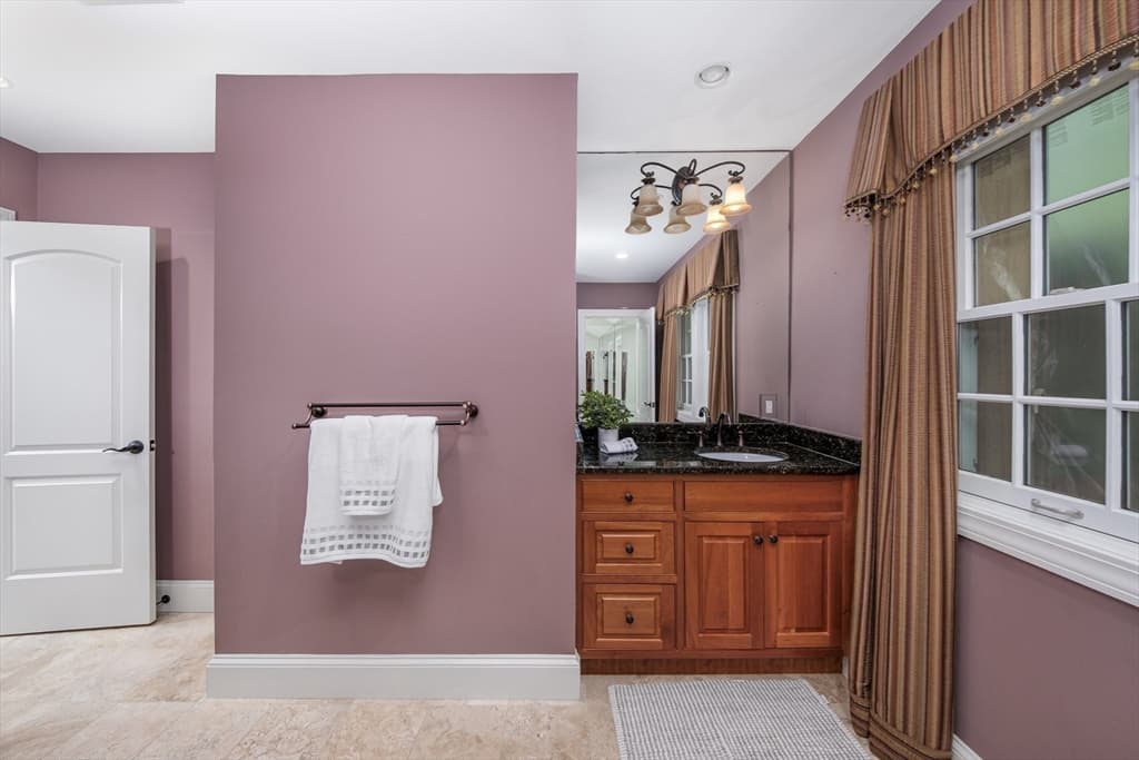 568 Wellesley St, Weston MA 02493 photo 30