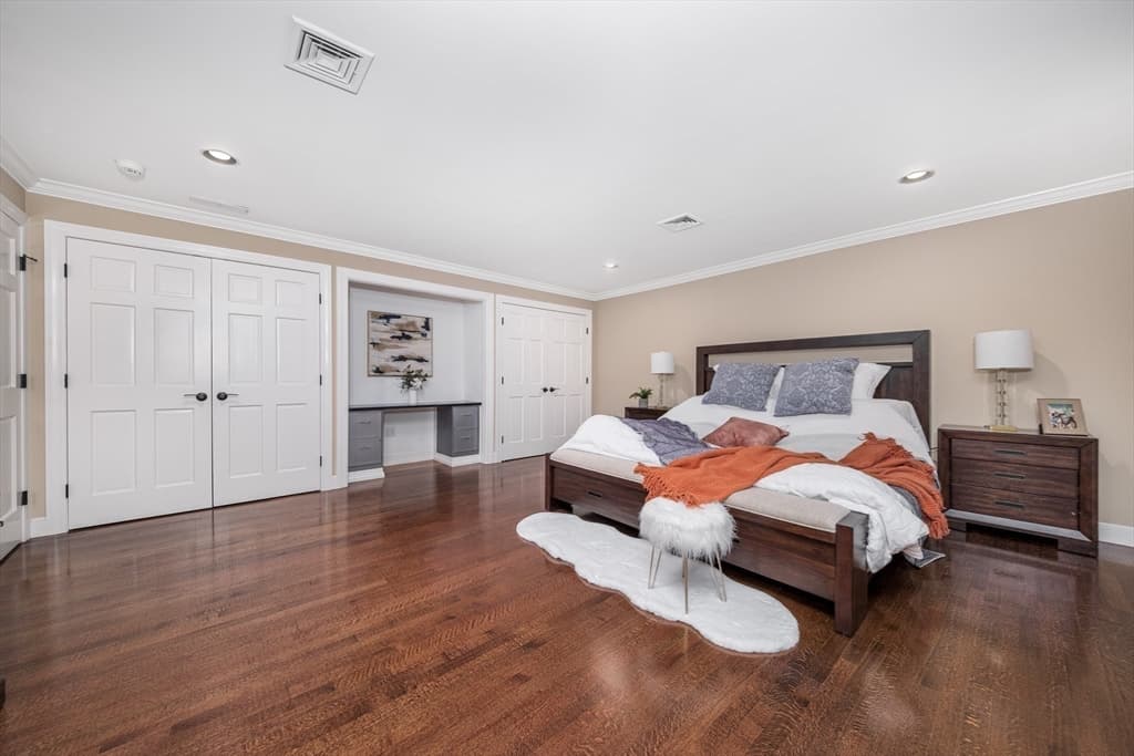 568 Wellesley St, Weston MA 02493 photo 38