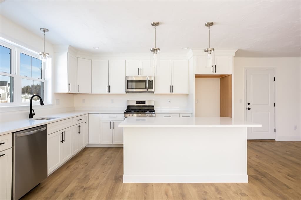 4 Hayley Cir # 0, Rochester MA 02770 photo 13