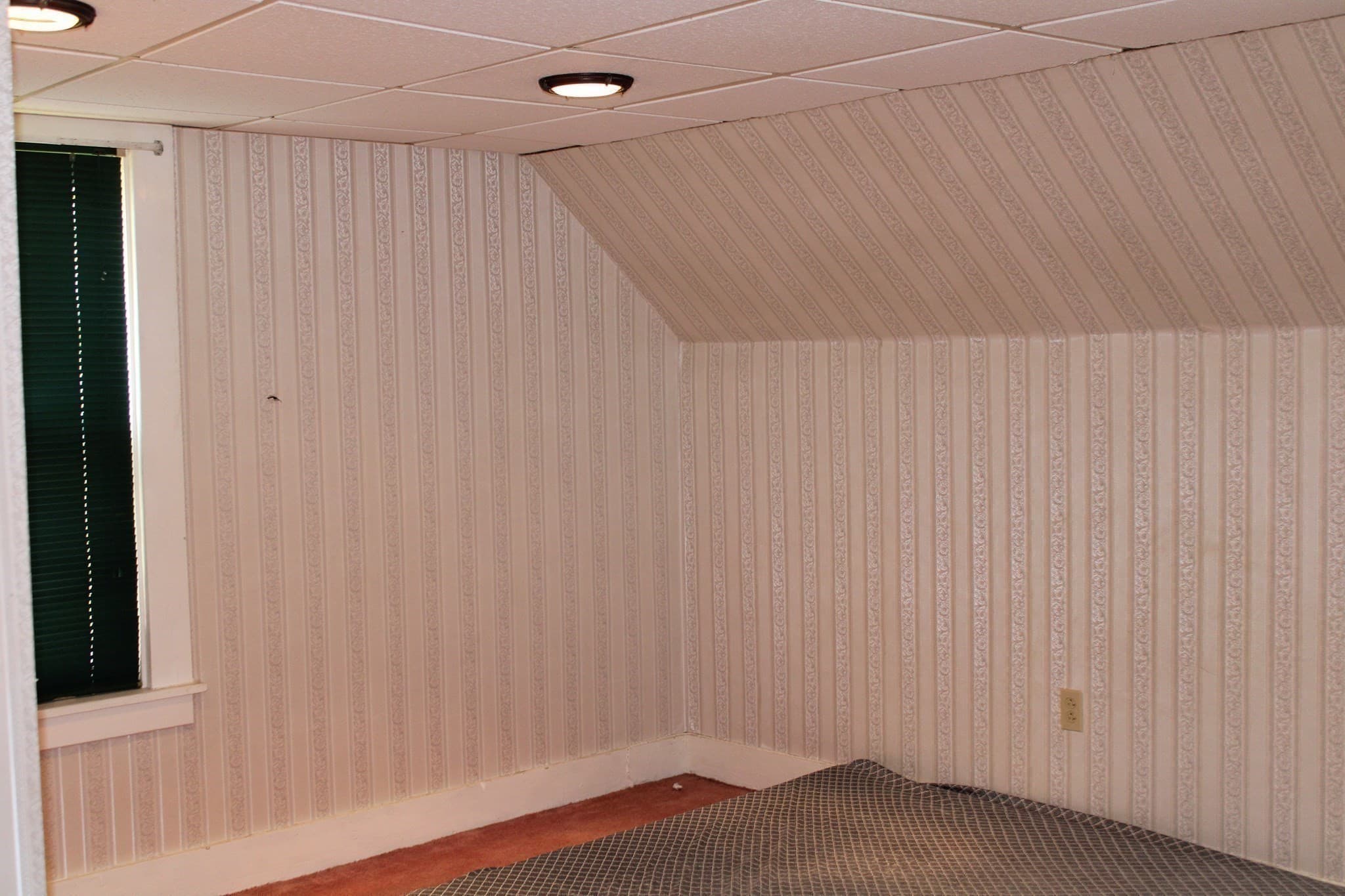 2 Family - 2 Units Up/Down at 25 Quinebaug Road, Dudley MA 01571, Dudley, photo 28 of 37