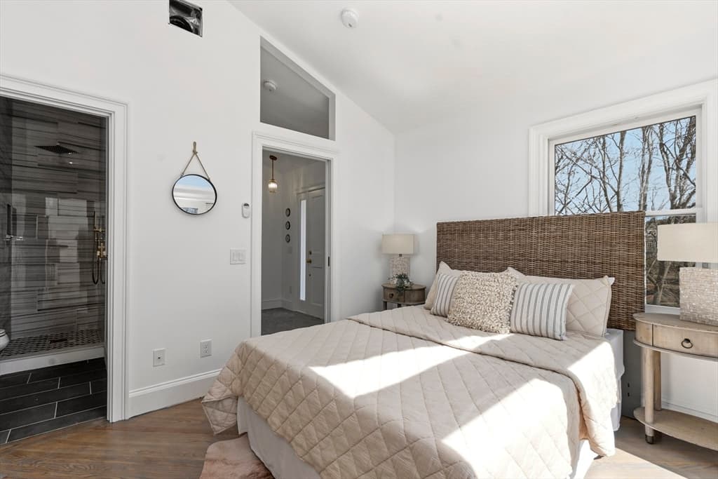 Condominium at 86 Harry Kemp Way # B, Provincetown MA 02657, Provincetown, photo 6 of 41