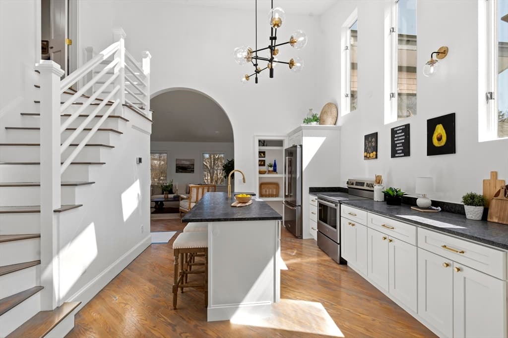 Condominium at 86 Harry Kemp Way # B, Provincetown MA 02657, Provincetown, photo 22 of 41