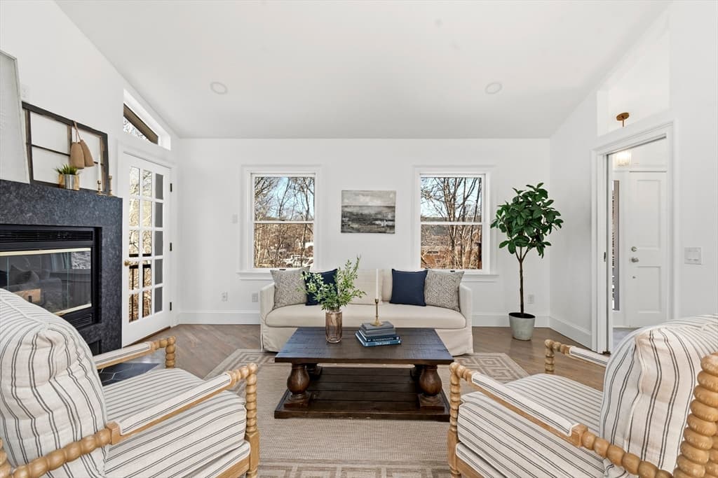 Condominium at 86 Harry Kemp Way # B, Provincetown MA 02657, Provincetown, photo 15 of 41