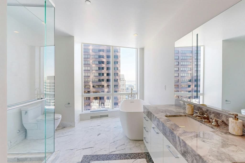 Condominium at 240 Devonshire St # 3912, Boston MA 02110, photo 20 of 41