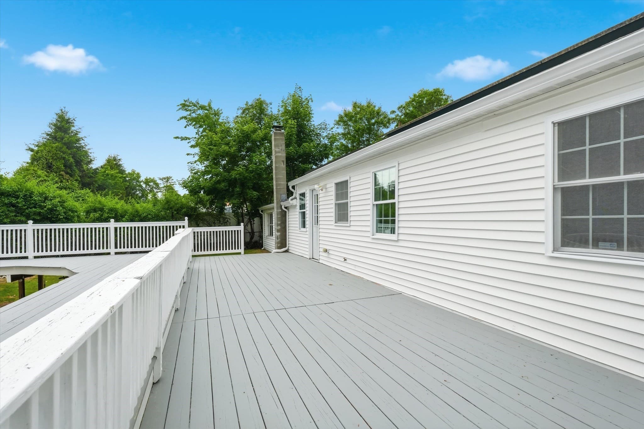 Single Family Residence at 360 Marshall St, Tewksbury MA 01876, photo 4 of 39