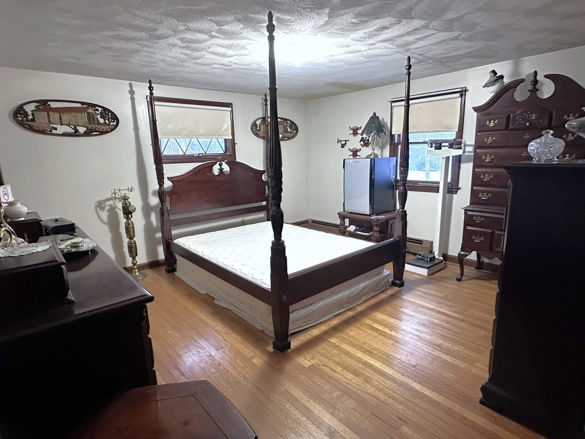 Single Family Residence at 214 Sawdy Dr, Westport MA 02790, Westport, photo 13 of 29