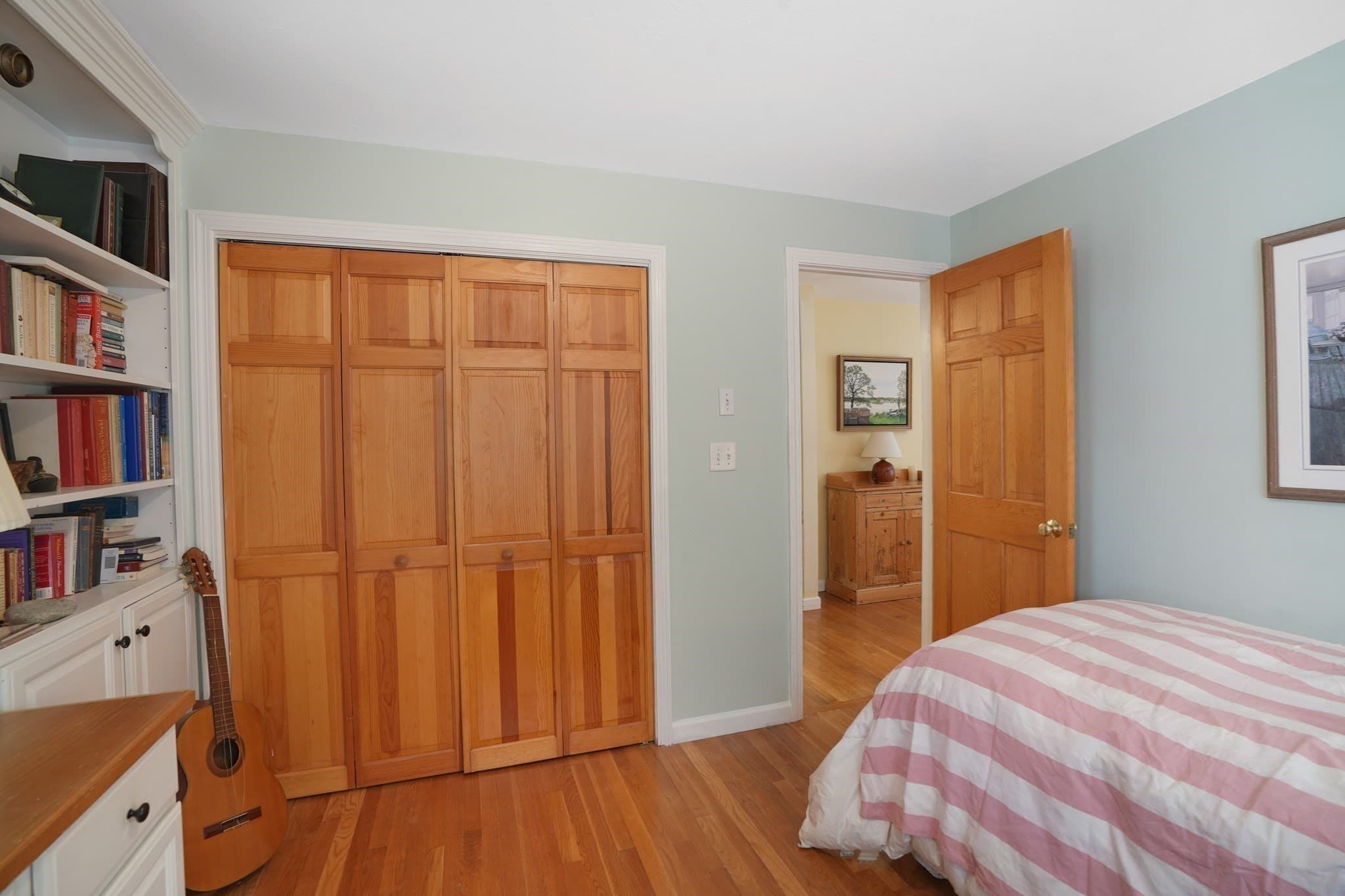 Single Family Residence at 22 Old Lighthouse Road, Tisbury MA 02568, photo 14 of 30