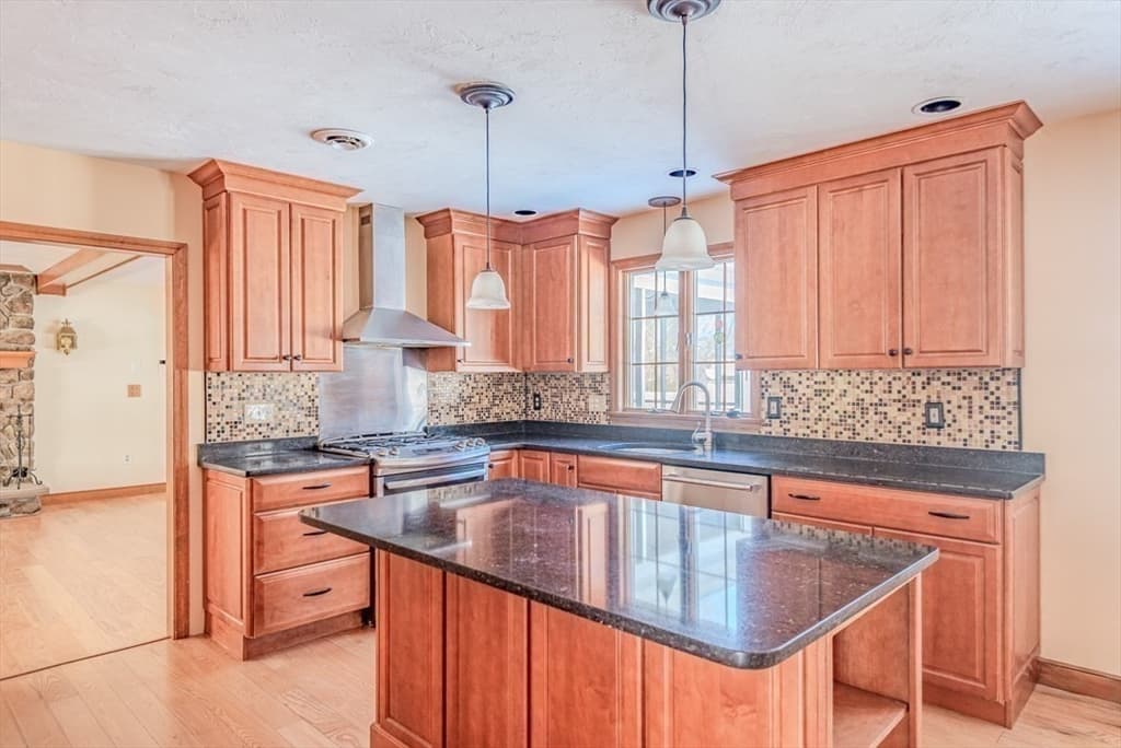 Single Family Residence at 71 Cole Terrace, Randolph MA 02368, Randolph, photo 8 of 23