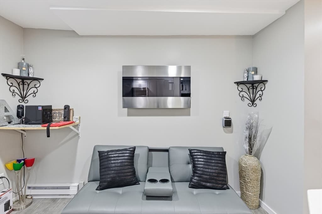 3 Family - 3 Units Up/Down at 23 Lawrence Ave, Boston MA 02121, Boston, photo 16 of 25