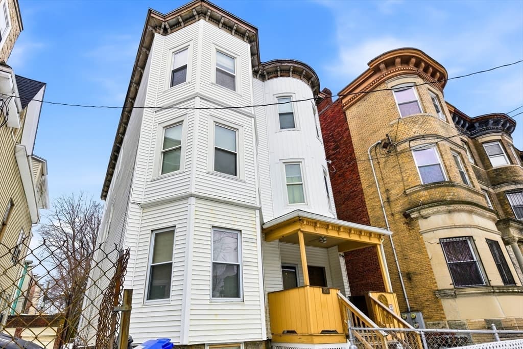 23 Lawrence Ave, Boston MA 02121