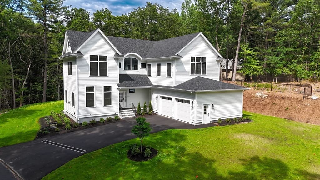 213 Sandy Valley Road, Dedham MA 02026