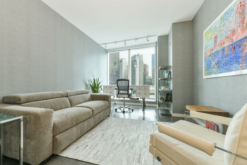 Condominium at 1 Franklin St # 1607, Boston MA 02110, photo 9 of 16