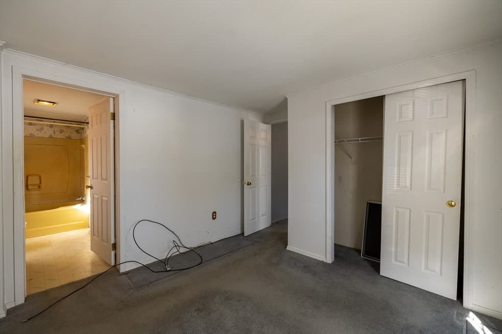 Single Family Residence at 21 Fox Run, Brookfield MA 01506, Brookfield, photo 13 of 26