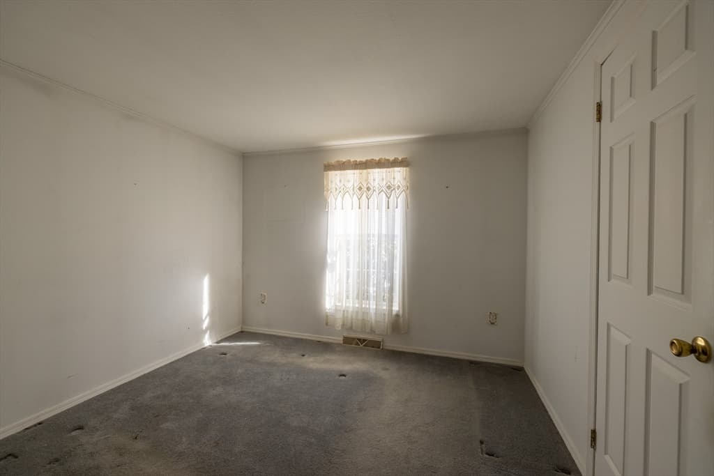 Single Family Residence at 21 Fox Run, Brookfield MA 01506, Brookfield, photo 17 of 26