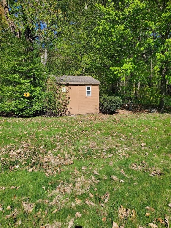 Single Family Residence at 21 Fox Run, Brookfield MA 01506, Brookfield, photo 4 of 26