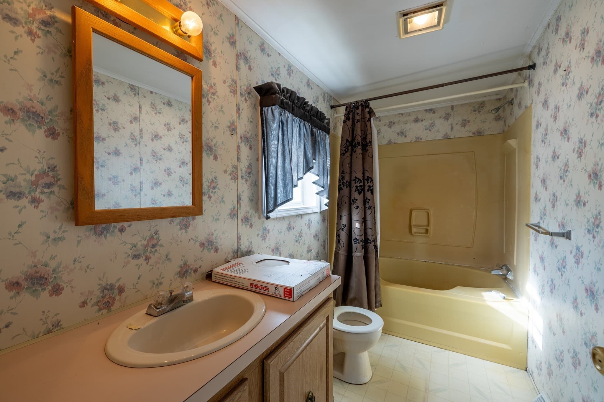 Mobile Home at 21 Fox Run, Brookfield MA 01506, Brookfield, photo 14 of 25