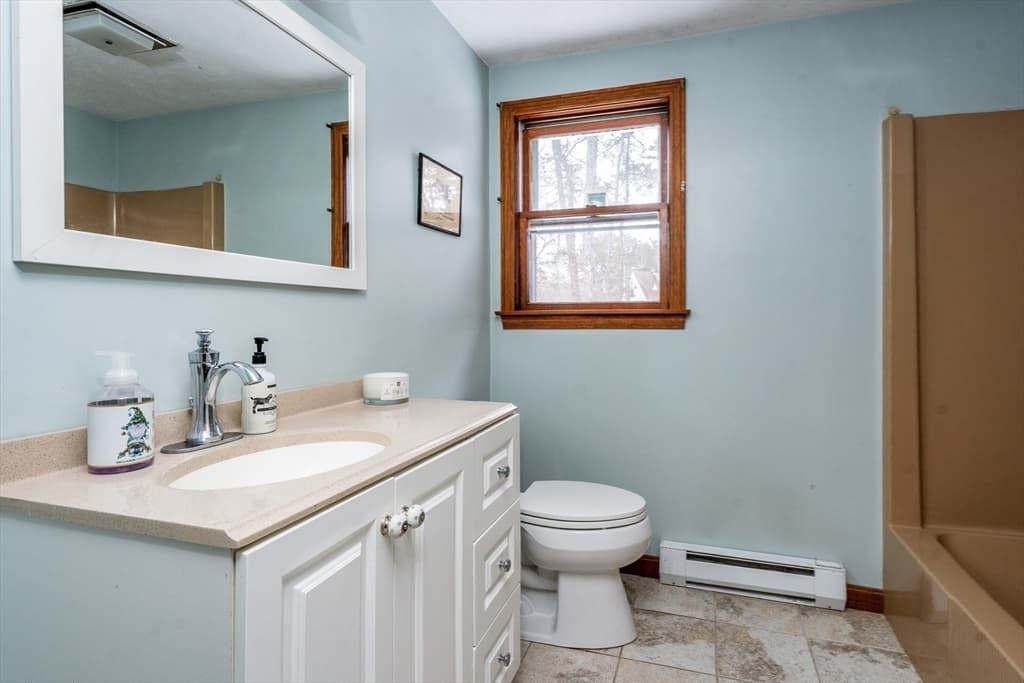 Single Family Residence at 13 Rogers Rd, Harwich MA 02645, Harwich, photo 18 of 23