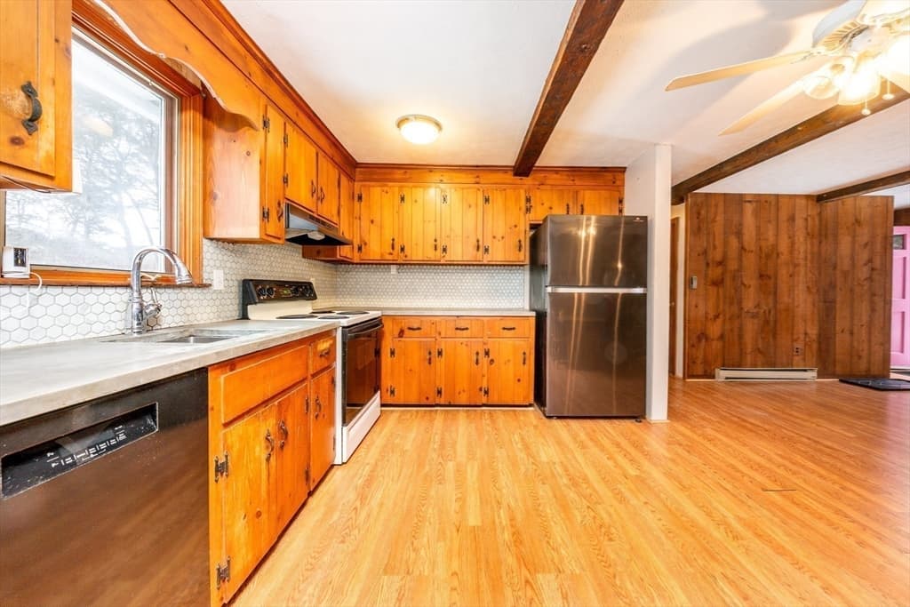 Single Family Residence at 13 Rogers Rd, Harwich MA 02645, Harwich, photo 11 of 23