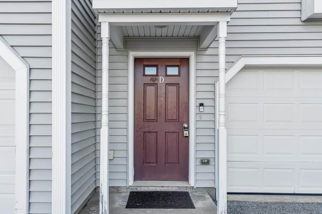 Condominium at 26 Bradley Dr # D, Groton MA 01450, Groton, photo 10 of 39