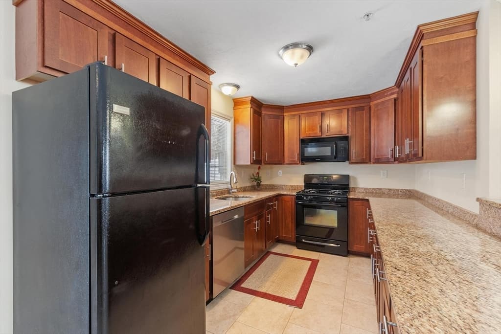 Condominium at 26 Bradley Dr # D, Groton MA 01450, Groton, photo 14 of 39