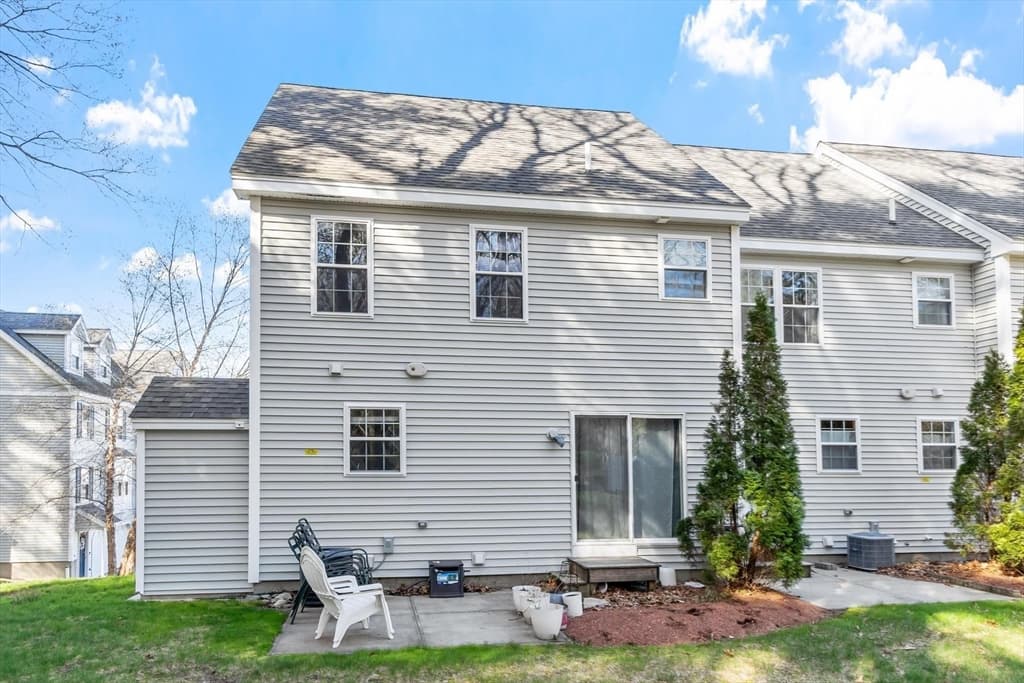 Condominium at 26 Bradley Dr # D, Groton MA 01450, Groton, photo 4 of 39