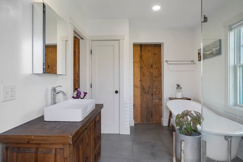 114 Meetinghouse Way, Edgartown MA 02539 photo 17