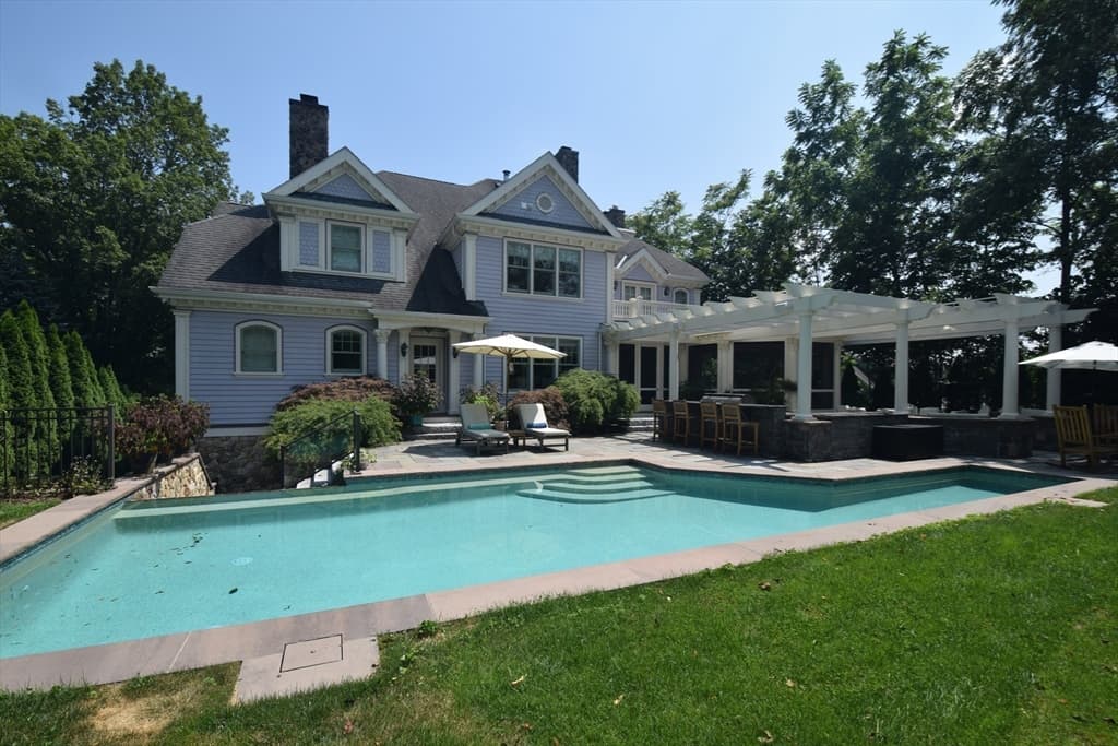 16 Meriam St, Lexington MA 02420
