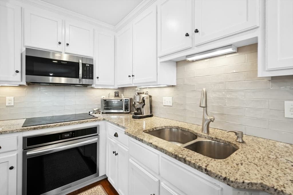 Single Family Residence at 80 Pleasant Street, Medfield MA 02052, Medfield, photo 11 of 31