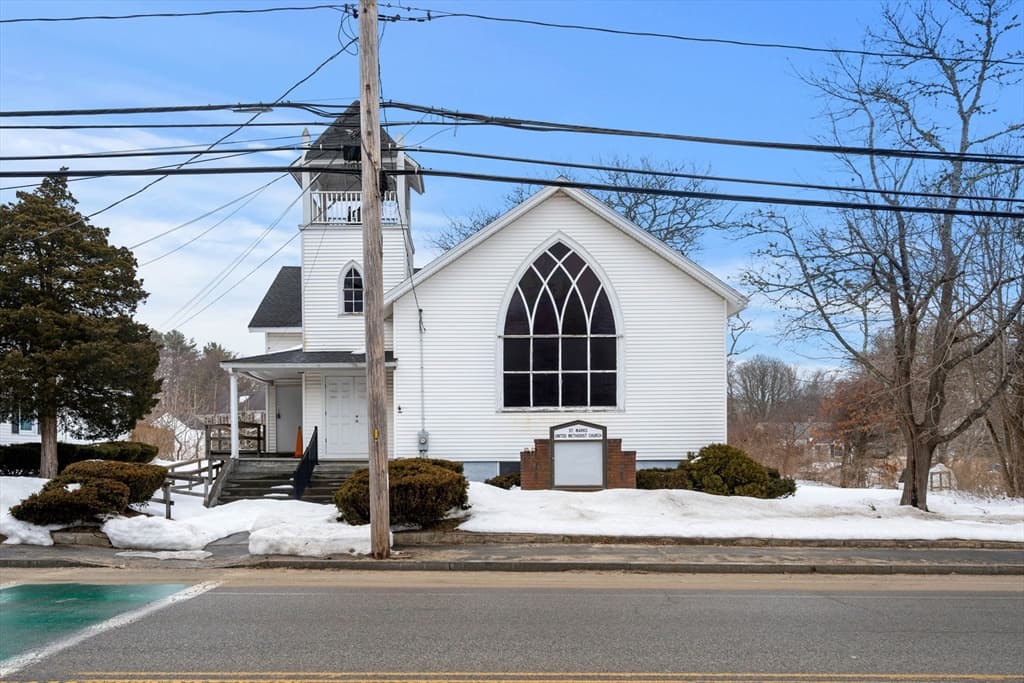 391 Onset Ave, Wareham MA 02538 photo 3