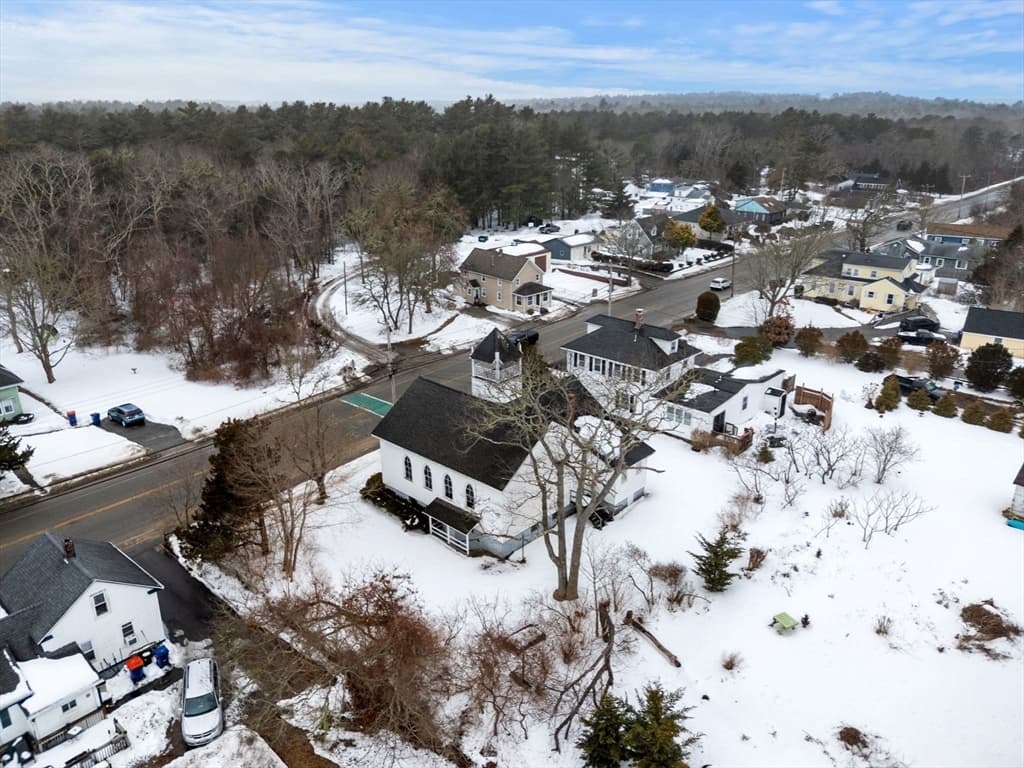391 Onset Ave, Wareham MA 02538 photo 24