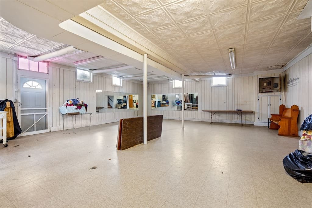 391 Onset Ave, Wareham MA 02538 photo 21