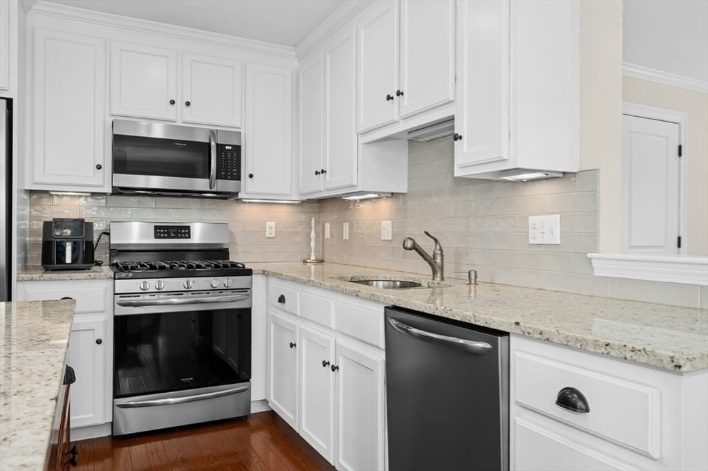 Condex at 82 Pleasant Street # 82, Medfield MA 02052, Medfield, photo 9 of 31