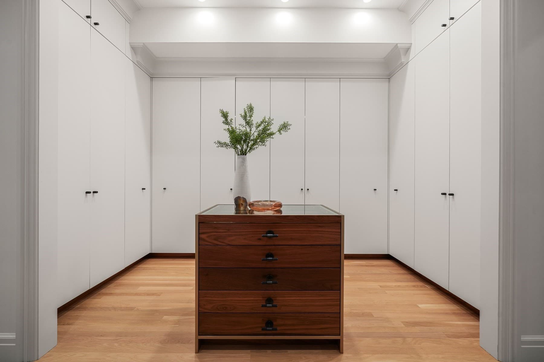 Single Family Residence at 352 Marlborough St, Boston MA 02115, photo 6 of 15