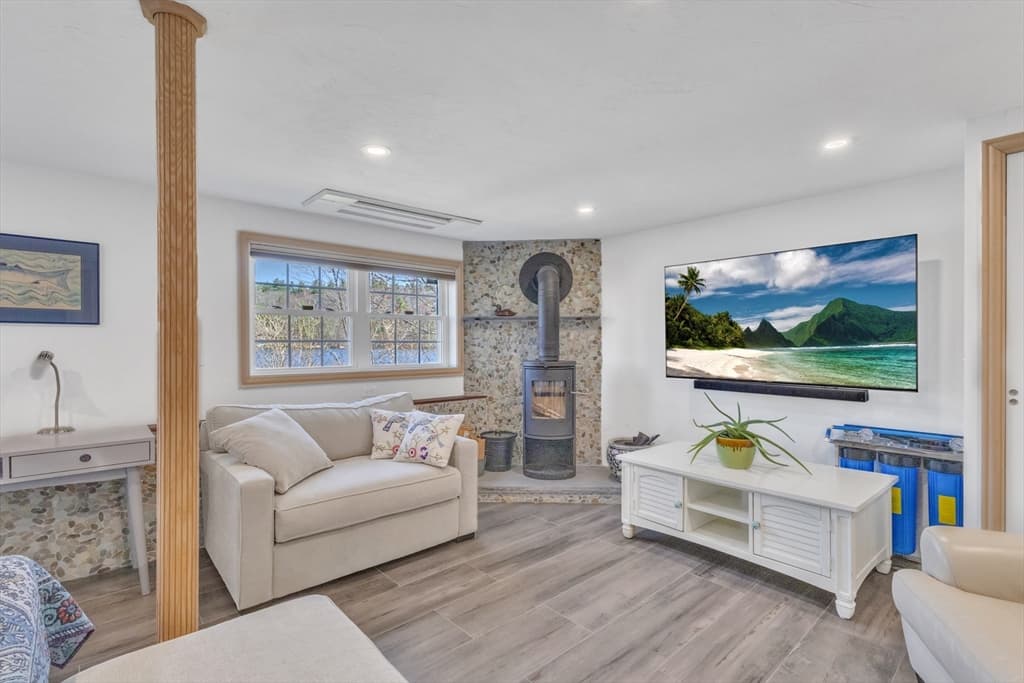 Single Family Residence at 864 South Rd, Ashby MA 01431, Ashby, photo 17 of 32