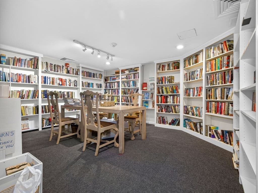 Condominium at 280 Boylston St # 713, Newton MA 02467, Newton, photo 20 of 22