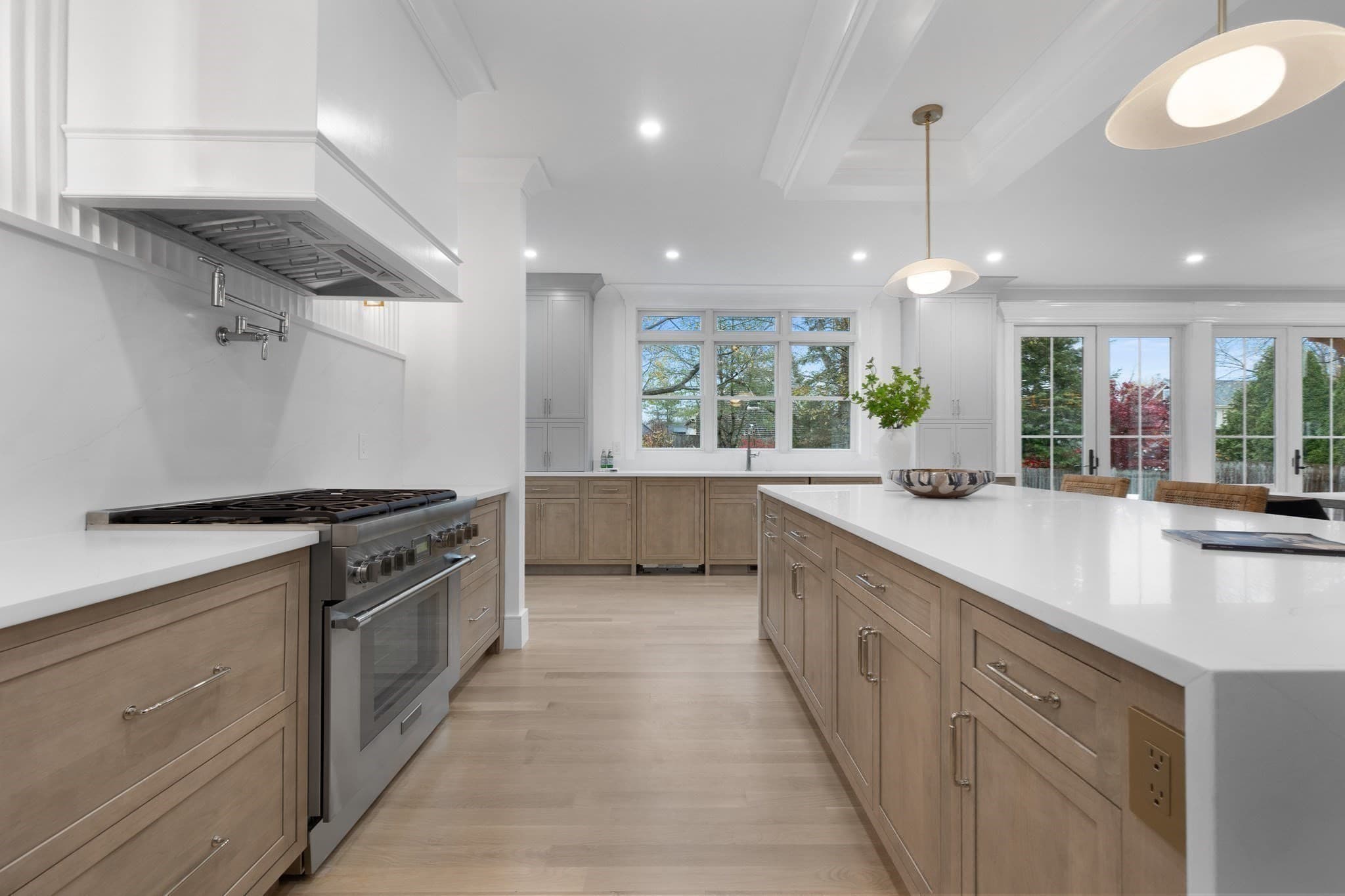 Single Family Residence at 26 Beacon Ave, Newburyport MA 01950, photo 5 of 42