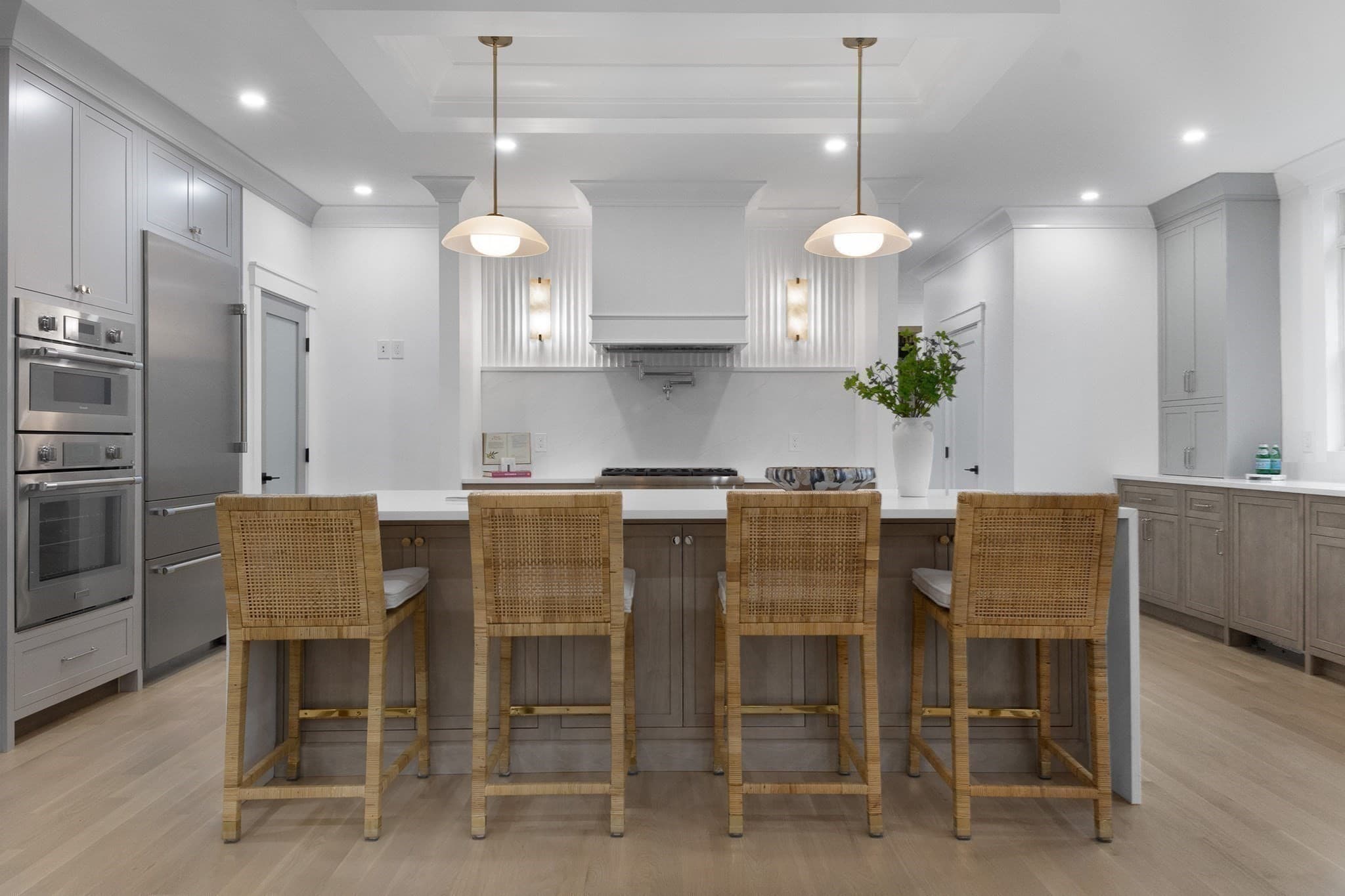 Single Family Residence at 26 Beacon Ave, Newburyport MA 01950, photo 9 of 42