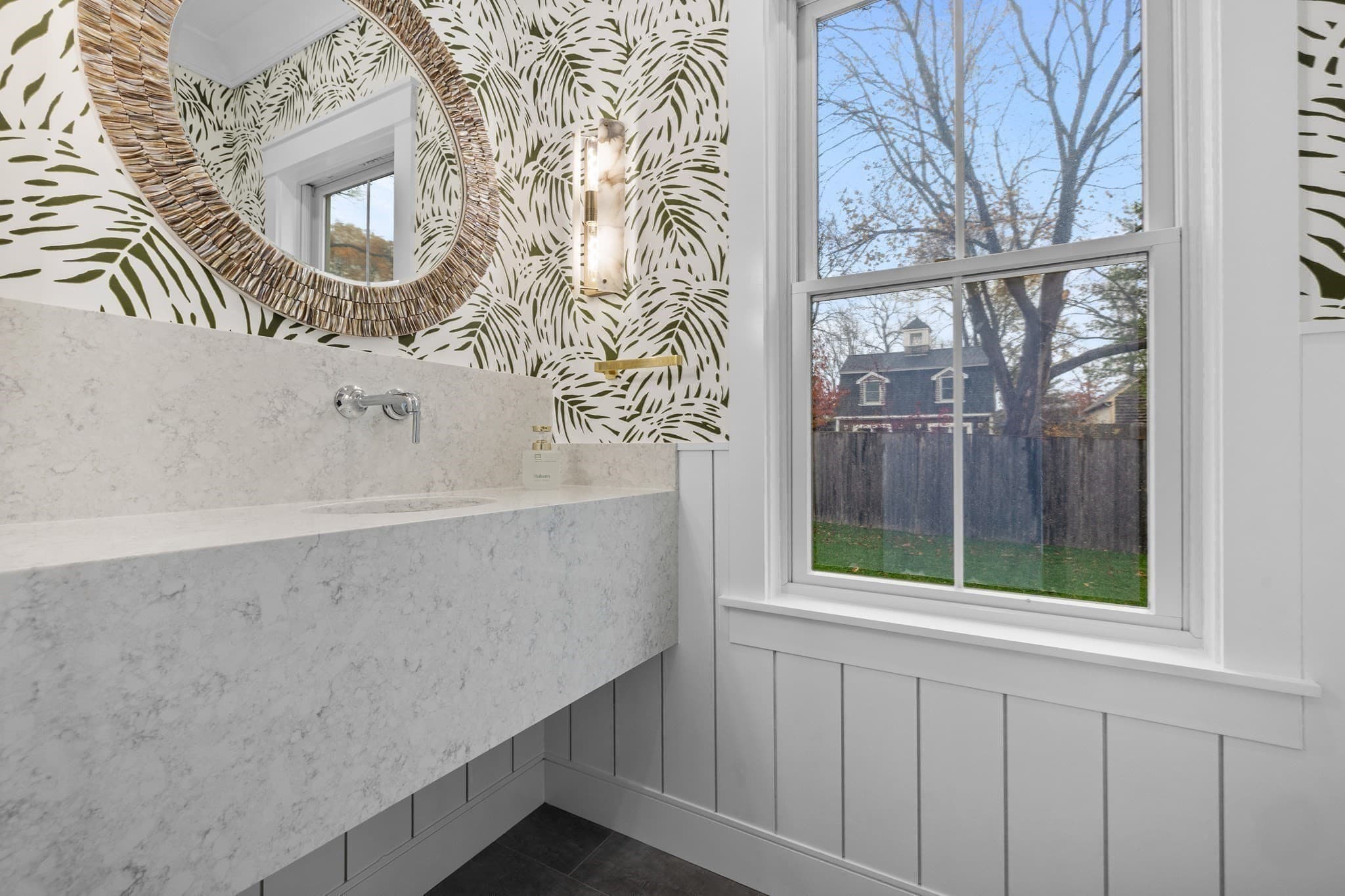 Single Family Residence at 26 Beacon Ave, Newburyport MA 01950, photo 11 of 42