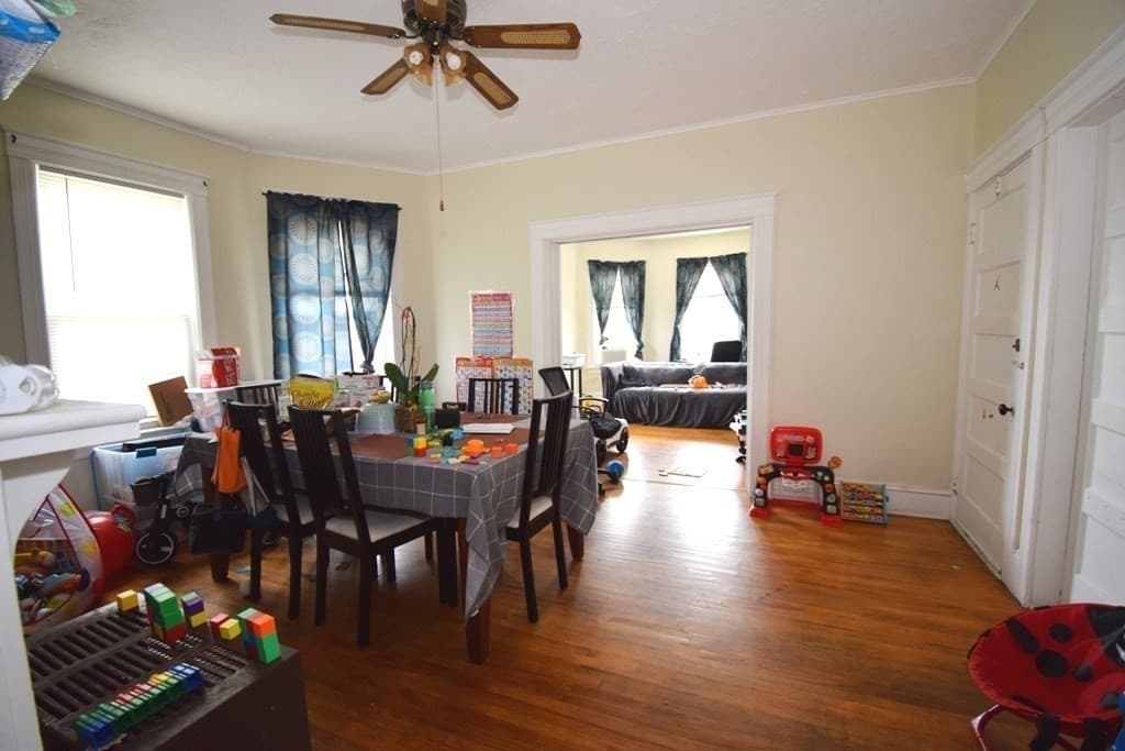 3 Family at 6 Pelham Street, Worcester MA 01609, photo 13 of 28