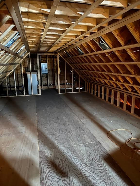 Single Family Residence at 28 Nathan Ellis Highway, Falmouth MA 02556, photo 7 of 11
